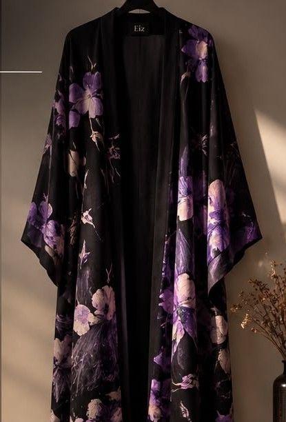 Kimono Noir Fleurs Lilas